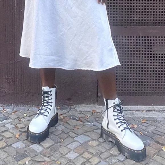 Dr. Martens Jadon Smooth White Leather Platform Boots Size 6 - Picture 2 of 16